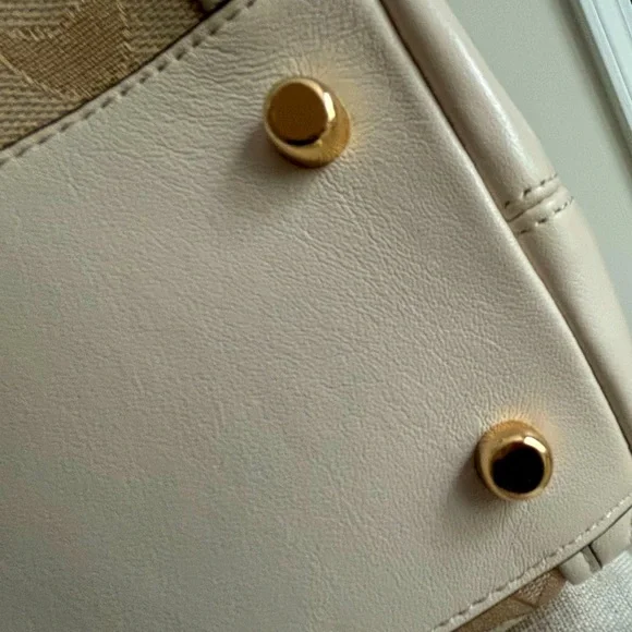 Coach Edie 31 Medium Purse-Light Khaki Jaquard and Chalk Leather